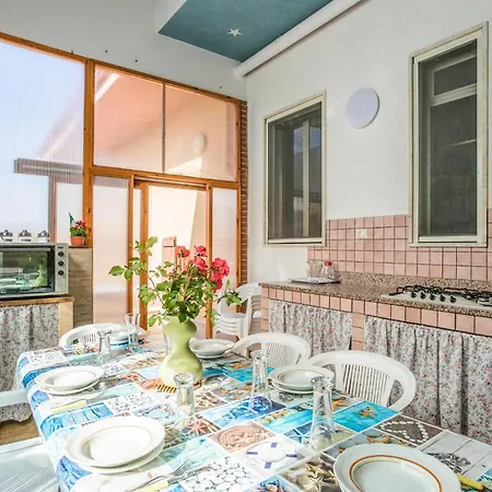 4 Bedroom Awesome In Santa Maria Del Focall *