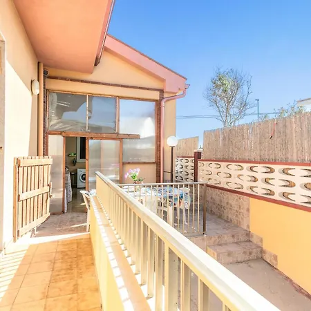 度假居 4 Bedroom Awesome In Santa Maria Del Focall *