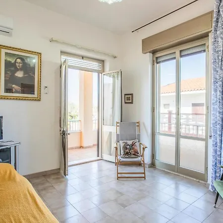 4 Bedroom Awesome In Santa Maria Del Focall * 圣玛丽亚德尔法加洛