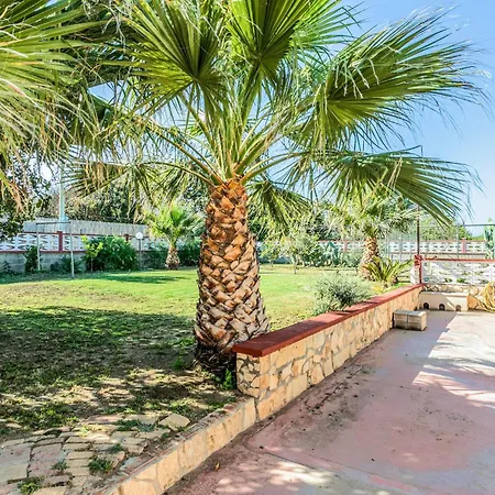 Holiday home 4 Bedroom Awesome In Santa Maria Del Focall Santa Maria Del Focallo